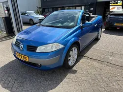 Blauw, metallic lak Gebruikt 2005 Renault Mégane Cabriolet Luxe Cabriolet | € 1.650 (Goede deal)