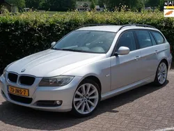 Grijs, metallic lak Gebruikt 2009 BMW 320 Stationwagen | € 4.999 (Goede deal)