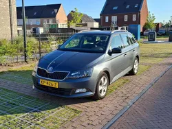 Grijs Gebruikt 2016 Skoda Fabia Stationwagen | € 8.735 (Eerlijke prijs)