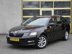 Zwart, metallic lak Gebruikt 2019 Skoda Octavia Business Line Stationwagen | € 12.850 (Eerlijke prijs)