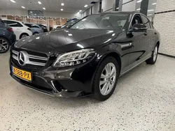 Mercedes C180