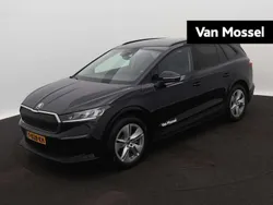Zwart Gebruikt 2024 Skoda Enyaq iV Business Line SUV | € 38.944 (Iets duurder)
