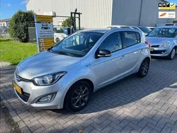 Grijs Gebruikt 2014 Hyundai i20 GO! Hatchback | € 3.450 (Eerlijke prijs)
