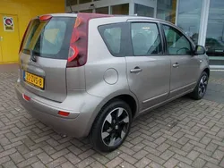Bruin Gebruikt 2013 Nissan Note Acenta MPV | € 10.450 (Iets duurder)