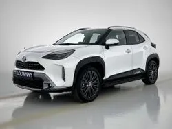 Wit parelmoer Gebruikt 2023 Toyota Yaris Cross SUV | € 31.900 (Eerlijke prijs)