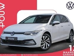 Wit Gebruikt 2022 VW Golf VIII Style Hatchback | € 24.250 (Goede deal)