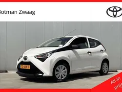 Wit Gebruikt 2018 Toyota Aygo Hatchback | € 9.499 (Eerlijke prijs)