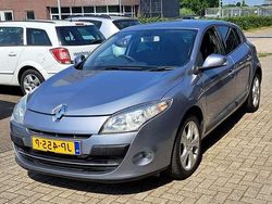 Blauw Gebruikt 2009 Renault Mégane III Expression Hatchback | € 3.000 (Eerlijke prijs)