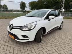Wit Gebruikt 2018 Renault Clio IV Intens Hatchback | € 10.495 (Eerlijke prijs)
