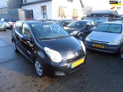 Zwart Gebruikt 2011 Suzuki Alto Comfort+ Hatchback | € 3.450 (Eerlijke prijs)