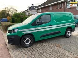 Groen Gebruikt 2019 Peugeot Partner Premium Van | € 7.250 (Goede deal)