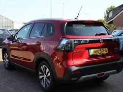 Rood Gebruikt 2024 Suzuki SX4 S-Cross Style SUV | € 27.950 (Eerlijke prijs)