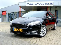 Zwart Gebruikt 2017 Ford Focus Stationwagen | € 7.950 (Eerlijke prijs)