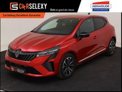 Rood Gebruikt 2024 Renault Clio V Techno Hatchback | € 21.895 (Duur)