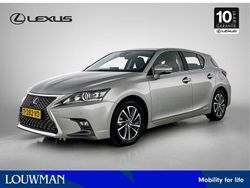 Sonic titanium metallic (grijs metallic) Gebruikt 2018 Lexus CT200h Launch Edition Hatchback | € 18.950 (Eerlijke prijs)