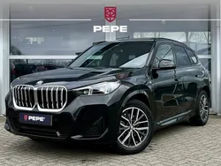 Zwart Gebruikt 2023 BMW X1 M Sport SUV | € 45.940 (Eerlijke prijs)