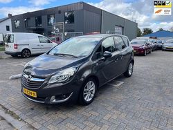 Grijs Gebruikt 2015 Opel Meriva Edition MPV | € 7.449 (Goede deal)