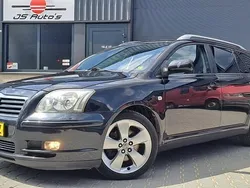 Zwart Gebruikt 2003 Toyota Avensis Executive Stationwagen | € 3.750 (Iets duurder)