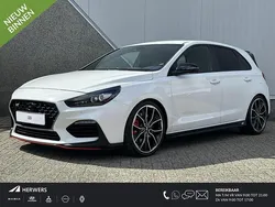 Polar white (pyw) Gebruikt 2019 Hyundai i30 Hatchback | € 26.935 (Eerlijke prijs)