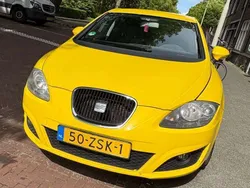Geel Gebruikt 2012 Seat Leon Style Hatchback | € 3.795 (Super prijs)
