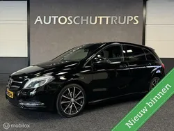 Zwart Gebruikt 2013 Mercedes B180 Ambition MPV | € 8.949 (Goede deal)