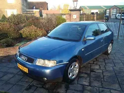 Blauw Gebruikt 2002 Audi A3 Attraction Hatchback | € 2.299 (Super prijs)