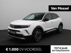 Wit Gebruikt 2023 Opel Mokka-e Elegance SUV | € 21.900 (Eerlijke prijs)