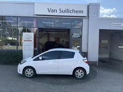 Wit Gebruikt 2019 Toyota Yaris Active Hatchback | € 15.500 (Eerlijke prijs)