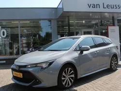 Grijs Gebruikt 2021 Toyota Corolla Stationwagen | € 22.890 (Eerlijke prijs)