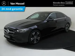 Zwart Gebruikt 2024 Mercedes C180 Luxury Sedan | € 45.945 (Goede deal)