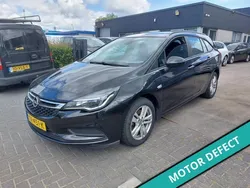 Zwart Gebruikt 2016 Opel Astra Edition Stationwagen | € 3.500 (Eerlijke prijs)