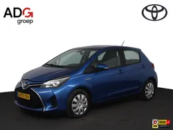 Blauw Gebruikt 2014 Toyota Yaris Hybrid Hatchback | € 11.450 (Iets duurder)