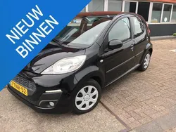 Zwart Gebruikt 2014 Peugeot 107 Active Hatchback | € 4.850 (Eerlijke prijs)