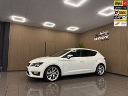 Wit Gebruikt 2016 Seat Leon CONNECT Hatchback | € 16.425 (Eerlijke prijs)