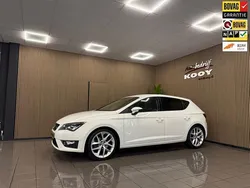 Wit Gebruikt 2016 Seat Leon CONNECT Hatchback | € 16.425 (Eerlijke prijs)