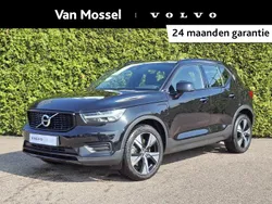 Zwart, metallic lak Gebruikt 2022 Volvo XC40 R-Design SUV | € 33.940 (Goede deal)