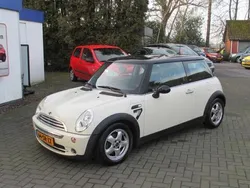 Wit Gebruikt 2006 Mini Cooper Seven Hatchback | € 2.995 (Super prijs)