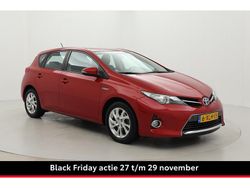 Rood Gebruikt 2014 Toyota Auris Hatchback | € 12.499 (Eerlijke prijs)
