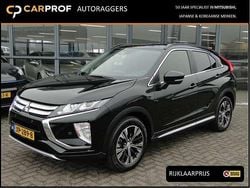 Zwart (metallic) Gebruikt 2019 Mitsubishi Eclipse Cross Intense SUV | € 16.945 (Iets duurder)