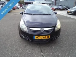 Zwart Gebruikt 2010 Opel Corsa Edition Hatchback | € 2.699 (Eerlijke prijs)