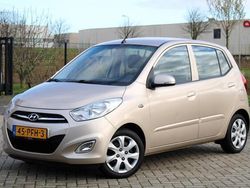Beige Gebruikt 2011 Hyundai i10 Hatchback | € 4.499 (Eerlijke prijs)