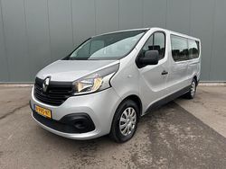 Grijs Gebruikt 2016 Renault Trafic Van | € 12.995