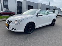 Wit Gebruikt 2010 VW Eos Highline Cabriolet | € 5.950 (Eerlijke prijs)