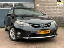 Zwart Gebruikt 2015 Toyota Auris Stationwagen | € 9.940 (Goede deal)