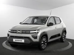 Lichen kaki (groen metallic) Nieuw 2024 Dacia Spring Expression Hatchback | € 19.950