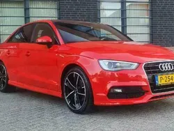 Rood Gebruikt 2015 Audi A3 S-Line Sedan | € 12.750 (Goede deal)
