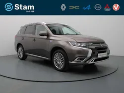 Bruin Gebruikt 2021 Mitsubishi Outlander Intense+ SUV | € 25.990 (Eerlijke prijs)