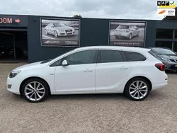 Wit Gebruikt 2011 Opel Astra Sport Stationwagen | € 2.495 (Goede deal)