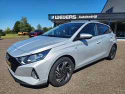 Grijs Gebruikt 2022 Hyundai i20 Comfort Hatchback | € 15.900 (Eerlijke prijs)