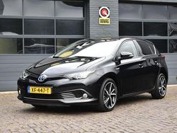 Zwart Gebruikt 2019 Toyota Auris Hybrid Hatchback | € 18.950 (Eerlijke prijs)